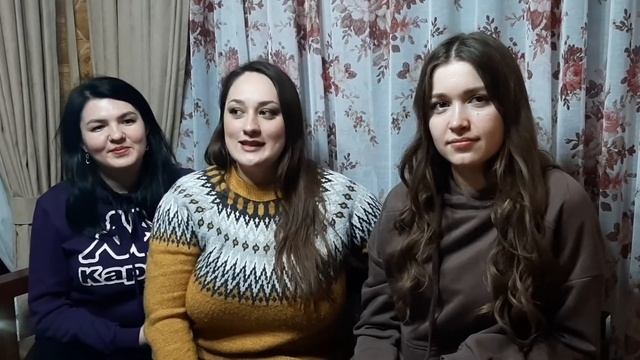 Выпуск 35 (2011г). Кениг Юлия, Темербулатова Зарина, Хусаинова Алина