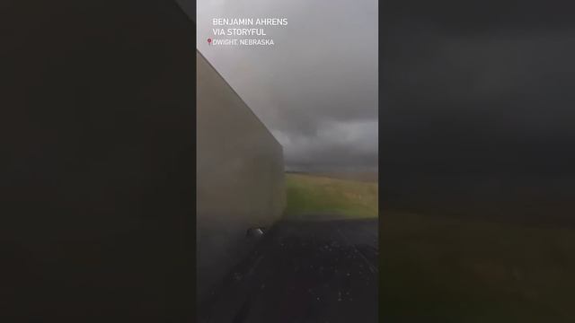 Ураганный ветер сдул полуприцеп
«Пункт назначения»? 🤨