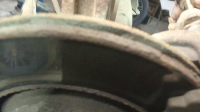 Замена стоек передних Пежо 307