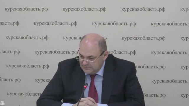 "Хочу вам сказать спасибо": курский губернатор поблагодарил за работу экс-главу Суджанского района
