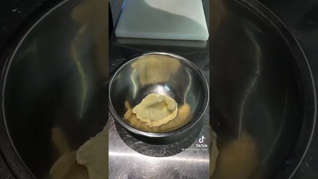 Соус из чеснока быстро и вкусно.