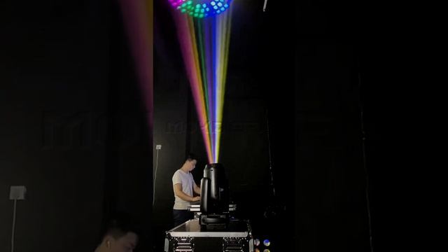 380 Вт лучевой прожектор с подвижной головкой🤩