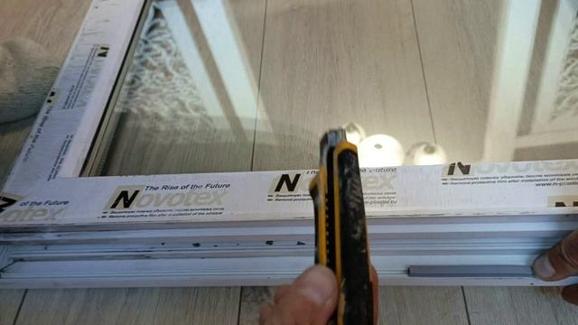 Замена уплотнительных резинок на окнах пвх.