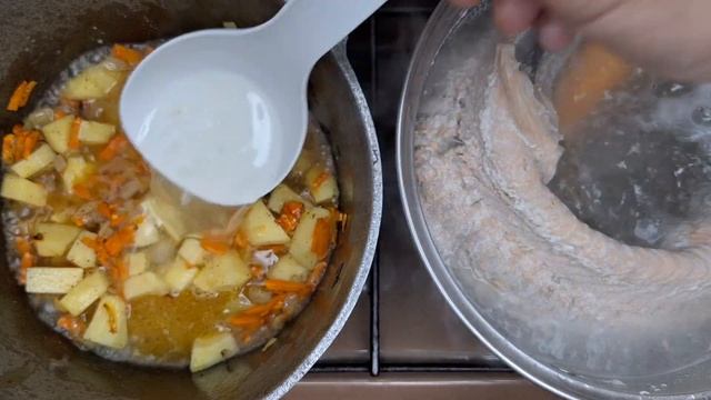 Вершковий суп з хребтів лосося