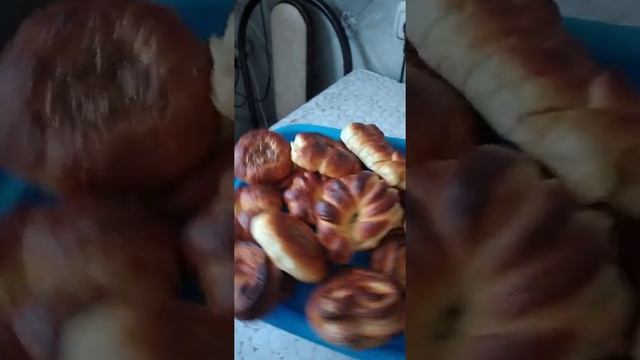 Пирожки сладкие, очень вкусные к чаю.