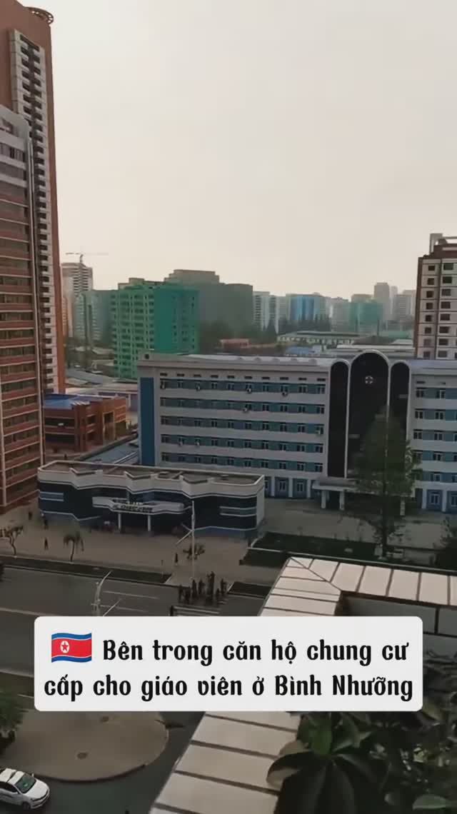 🇰🇵 Inside the apartment provided for teachers in Pyongyang📚