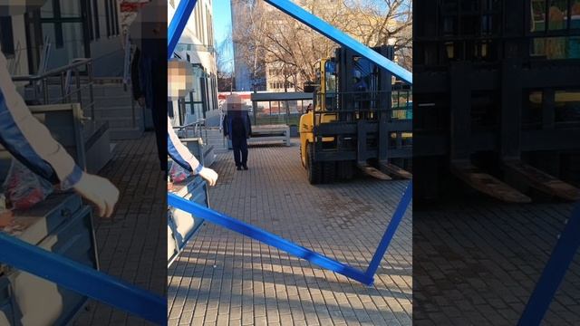 Наша новая Газель повезла первые заказы.