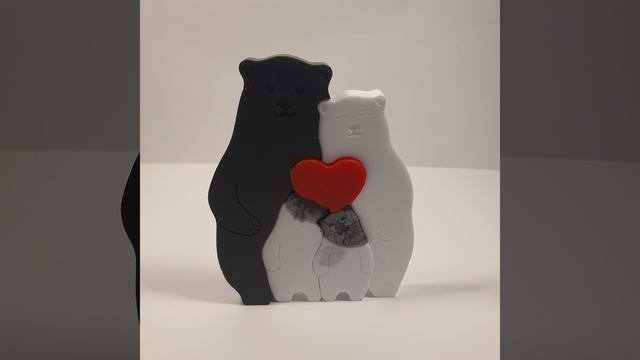 42. Семья мишек из эпоксидной смолы