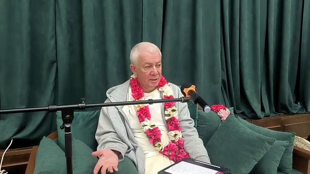 Шримад-Бхагаватам 1.8.20. Инициация. Е.М. Чайтанья Чандра Чаран Прабху.03.12.2024. Вриндаван-парк.