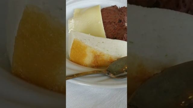 Десерт: Панакота, Чизкейк,  Крем-карамель