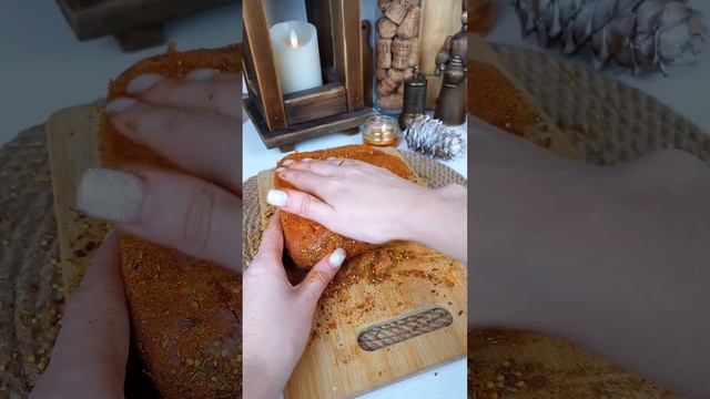 Настоящая ветчина. Обалденно вкусно. В сто раз лучше магазинной. Простой и доступный рецепт.