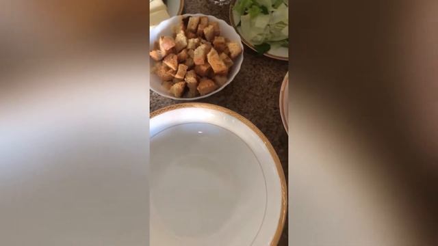 Sezar salatı