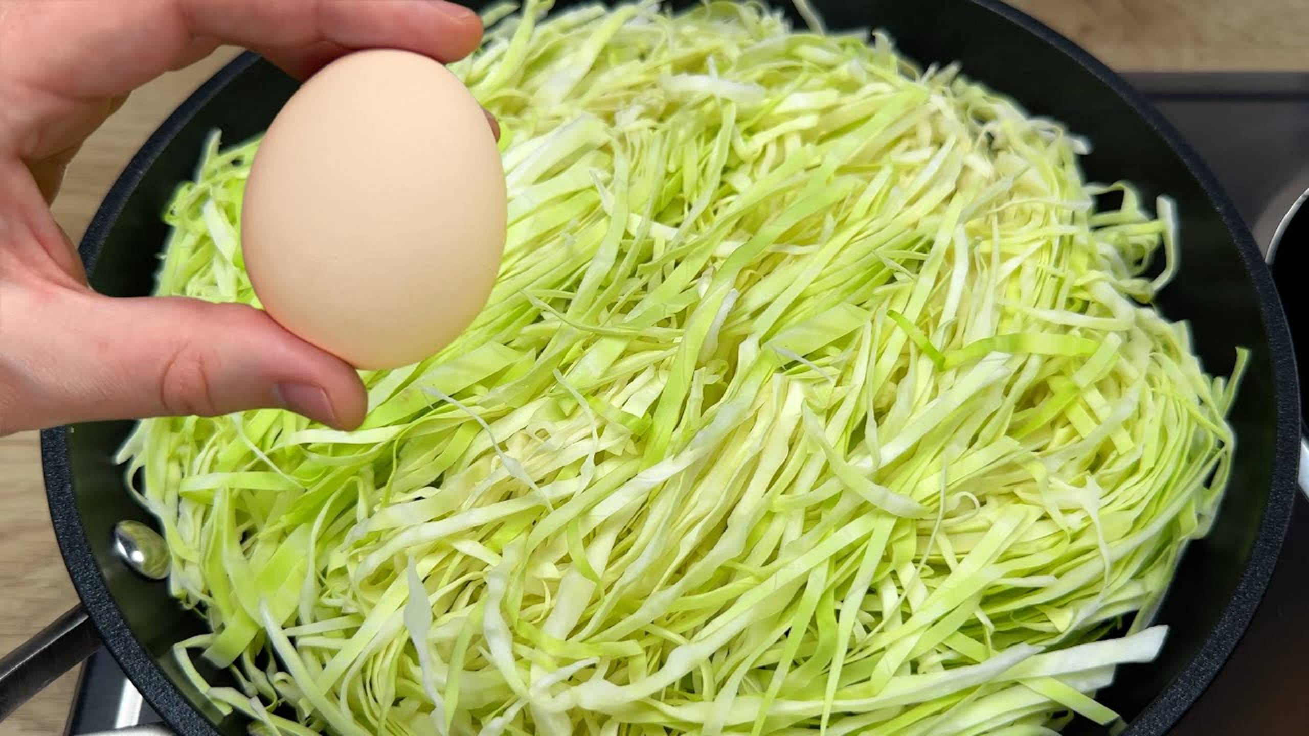 Любимый рецепт капусты, который мне никогда не надоест готовить! Вкусный ужин!
