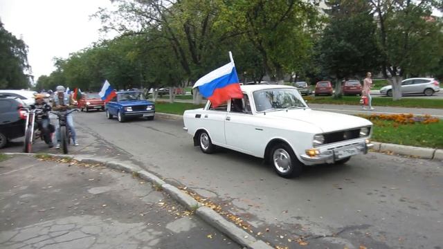 Автопробег приуроченный ко Дню Государственного флага Российской Федерации. Воло