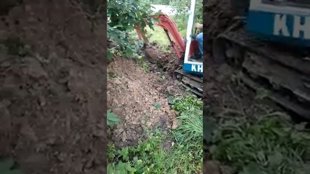 Копаем водопровод на глубину 1.5м, миниэкскаватор KUBOTA