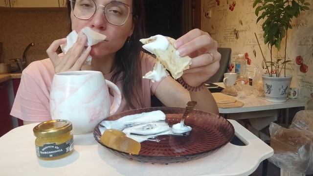 МУКБАНГ / БЛИНЫ ОТ МУЖА / ФИЛЬМ ЖЕНЩИНА, ИДУЩАЯ ВПЕРЕДИ 2017 (ещё раз)