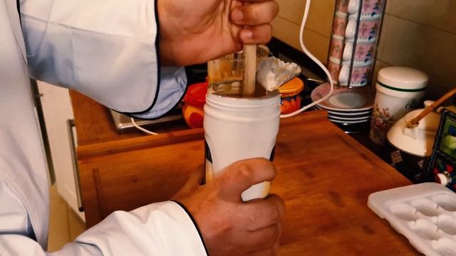 How to make Hummus at home طريقة عمل الحمص