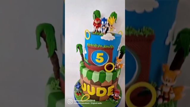 Sonic the Hedgehog cake. more designs www.shopcakeobsession.co.uk