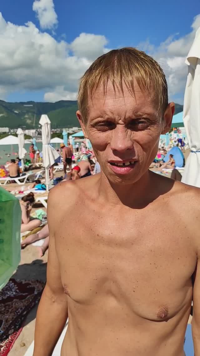 Андрюха отравился🤢 Чурчхелой в Геленджике