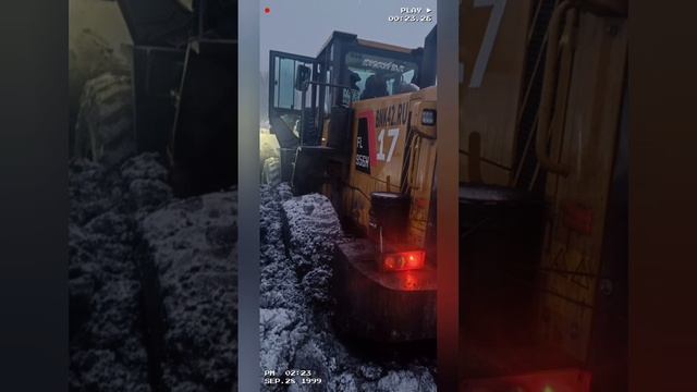 История дорожного знака и погрузчика)))