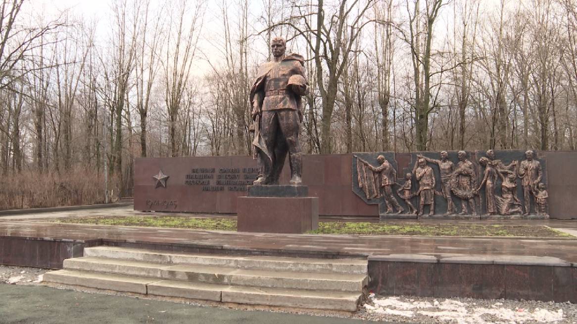 Вологодская область присоединилась а памятным мероприятиям в День неизвестного солдата