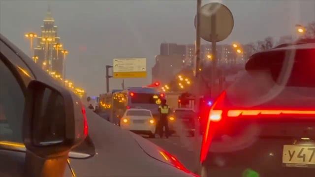 ‼️На Ленинградском проспекте в районе Петровского парка массовое ДТП‼️