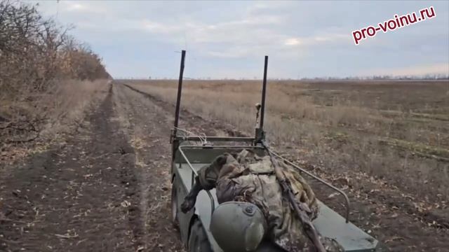 Bishop эвакуирует погибшего солдата с фронта и это его путь домой