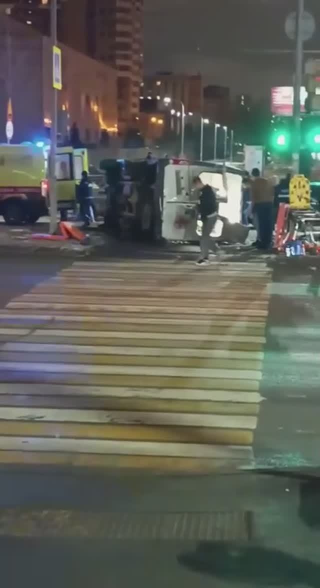 ДТП с машиной скорой помощи в Казани