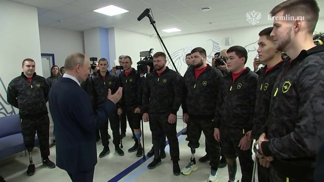 Президент России Владимир Путин пообщался с участниками СВО