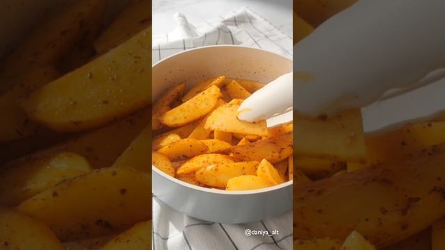 Рецепт запеченного картофеля😋🥔