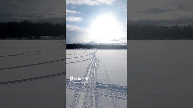 Стою на снежном распутье