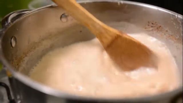 BOLIS GOURMET DE COCO CON FRESA/HELADO DE COCO CREMOSO