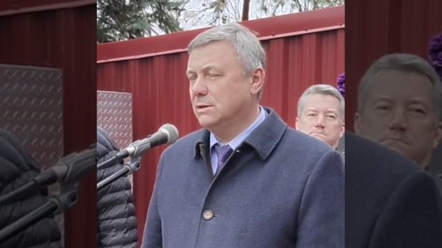 Александр Палатный принял участие в митинге в честь Дня Неизвестного Солдата.