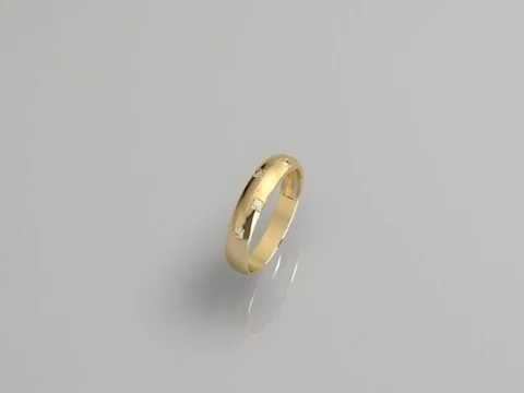 Золотое кольцо подходит для ношения с обручальным.