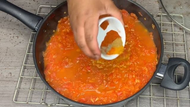 Easy Shakshuka Recipe! Poached Eggs In Tomato Sauce