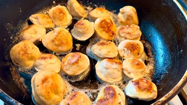 Смажені пельмені на пательні: швидко та смачно. Смажені пельмені: рецепт. Смажені пельмені. Смачног