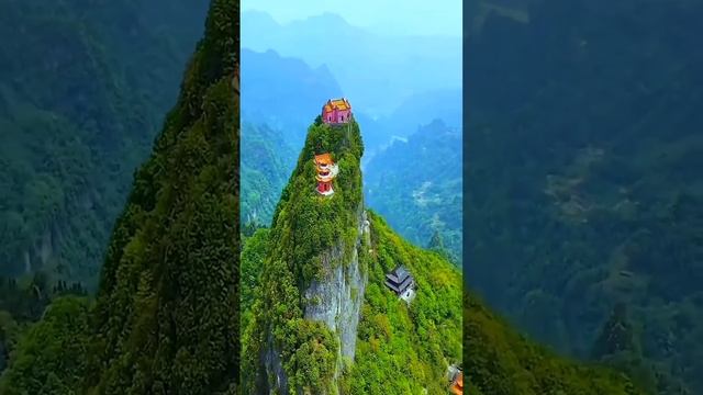 Вершина горы Тяньчжу, Китай