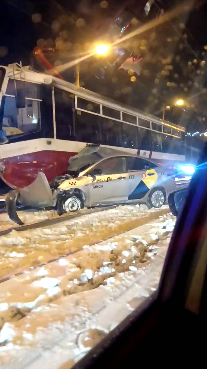 Новосибирск. Авария на Волочаевкой