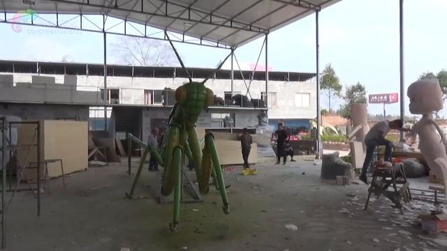 6 Meters Simultion Mantis for playground decreation