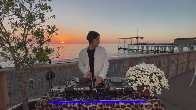 Sunset Vibe ― Relaxxer