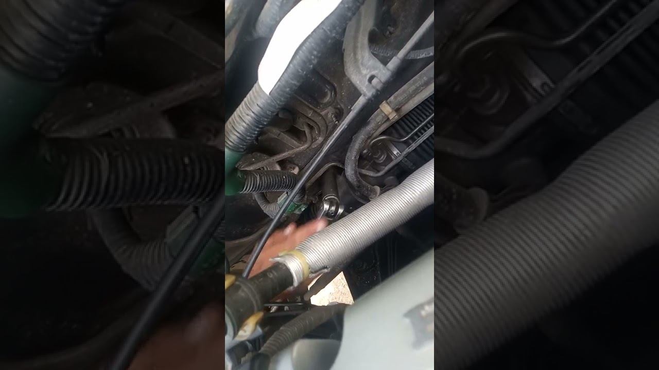 How to Remove rack and pinion assembly for Honda crv 2nd gen..