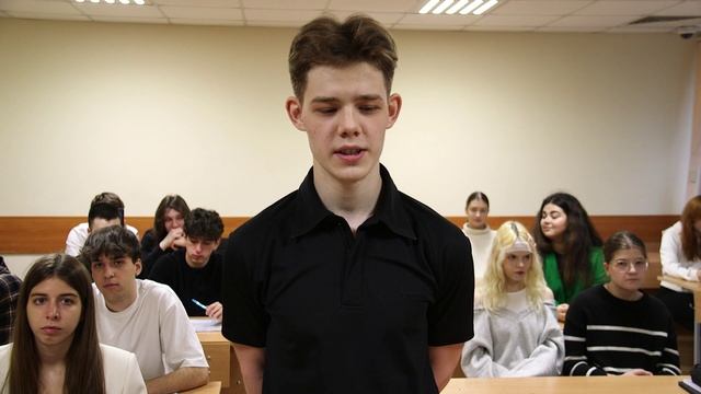 Студенты Высшей школы права рассказывают почему выбрали юриспруденцию | Поздравление с Днём юриста