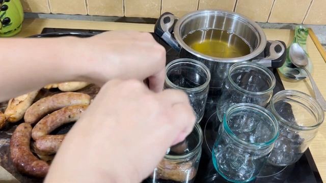Ковбаса в банках на довге зберігання - згадуємо давні рецепти!