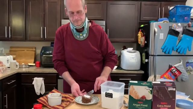 321 Cake | Weight Watchers Mug Cake | Easy Microwave Cake For One | John Eats Cheap