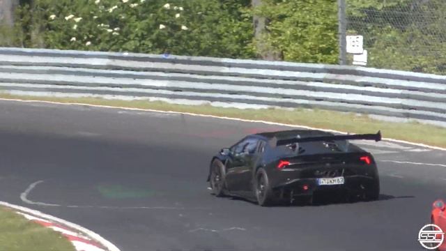 Легальный Lamborghini Huracan Super Trofeo на трассе Нюрбургринг!