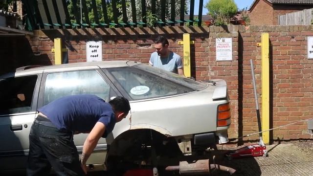 granada 4x4 removal from its pit ready for welding