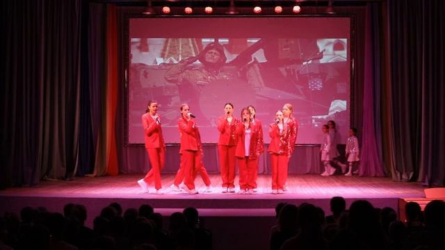 ЦРТДиЮ "Радуга, Воронеж. Шоу-группа Весёлая карусель. Россия - это мы.
