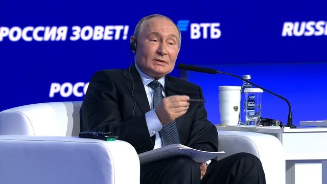 «Совсем недавно было 80, уже меньше 50%»: Владимир Путин поздравил Турцию со снижением инфляции