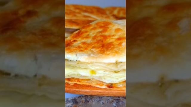 Хрустящий Хачапури из лаваша на сковороде: быстрый рецепт.