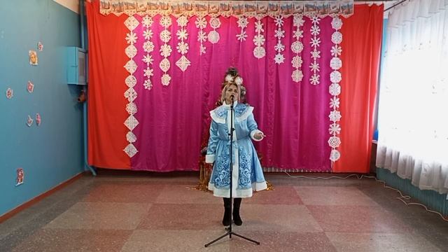 Новый год, исполняет Галина Юрченко